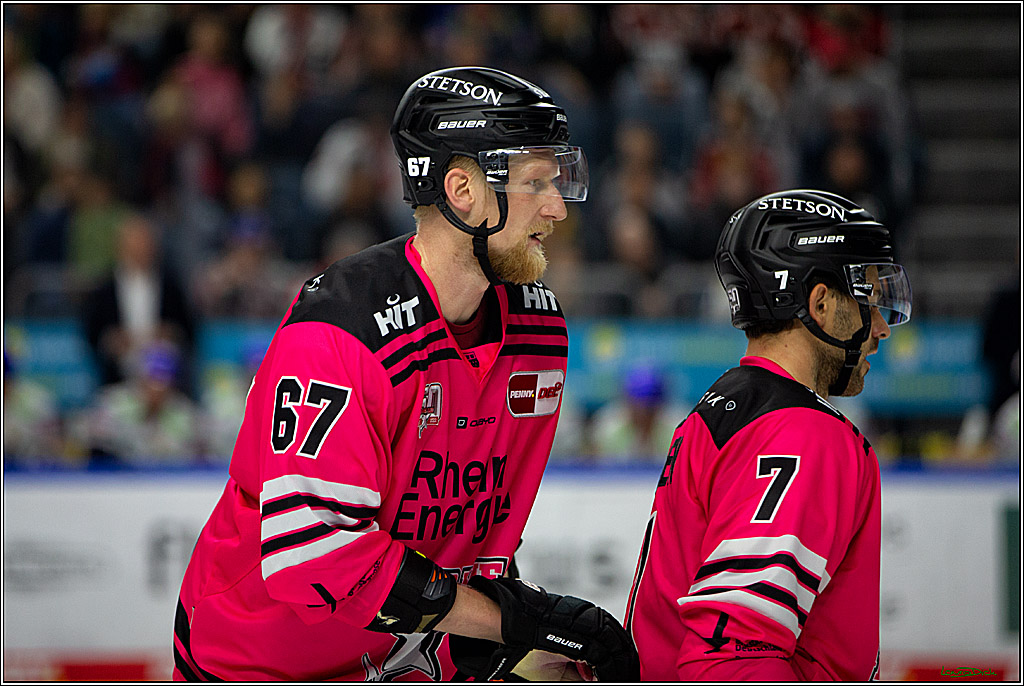 PENNY DEL; Koelner Haie- Eisbaeren Berlin; Koeln, 16.10.2022